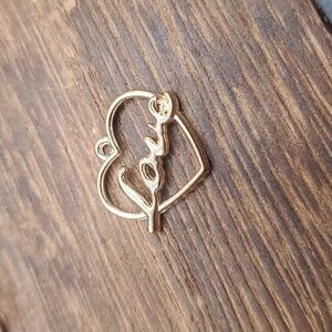 14k P107 cursive love heart pendant